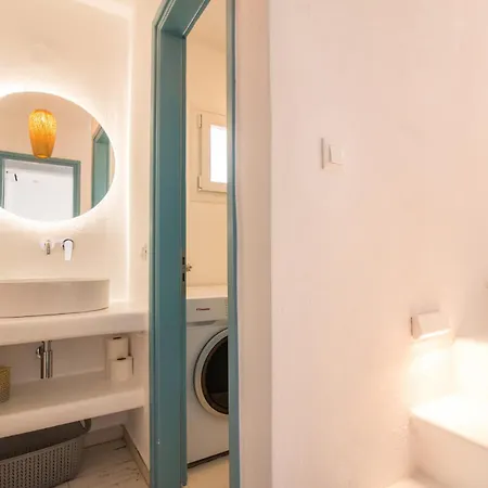 Pri Villa Naxos Villa