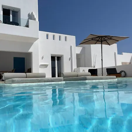 Pri Villa Naxos Pláka
