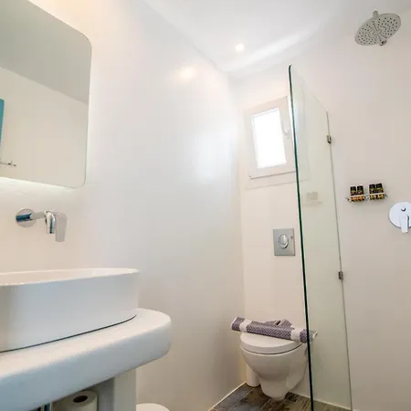 Pri Villa Naxos וילה *